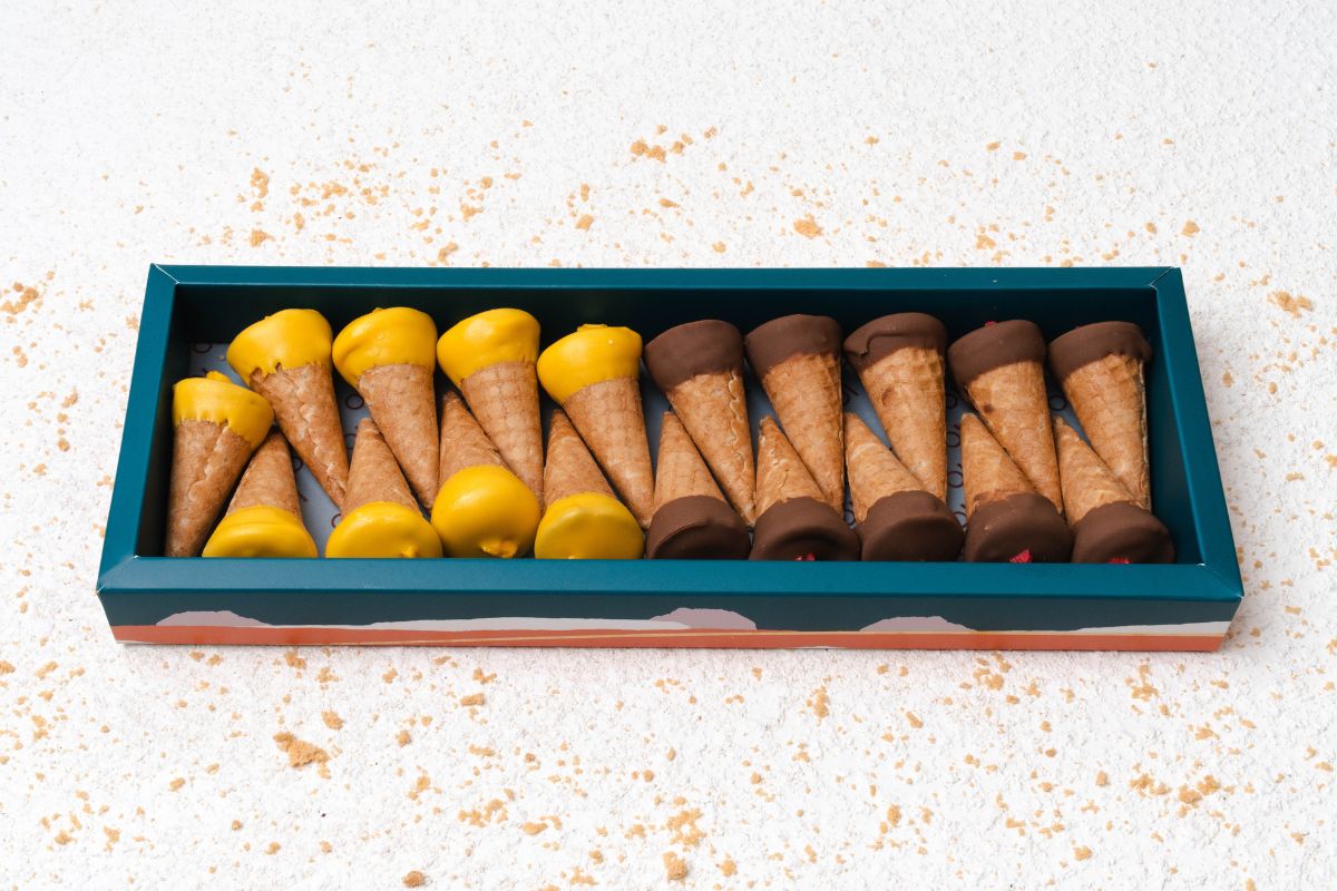 Mango Maldives Cones Box of 19